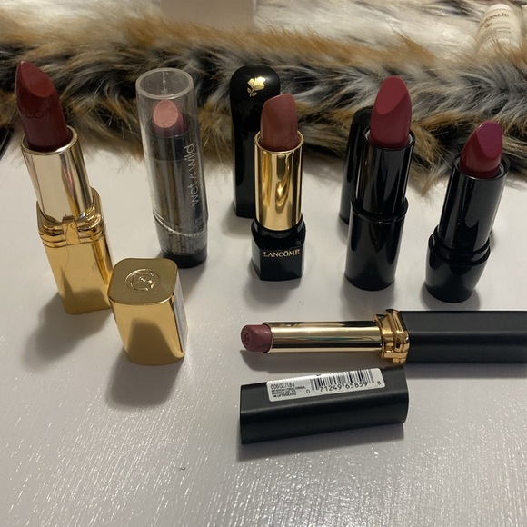 Amazing cosmetics bundle - Picture 3 of 5